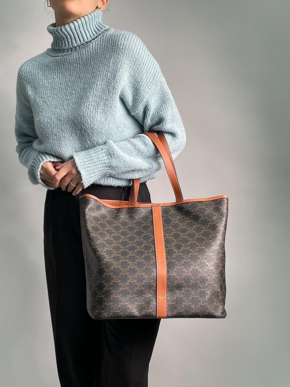 Жіноча сумка Селін чорна Celine Black Medium Cabas In Triomphe Canvas