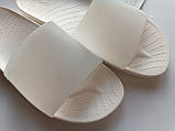 Шльопанці жіночі Crocs Splash slide glossy білі., фото 4