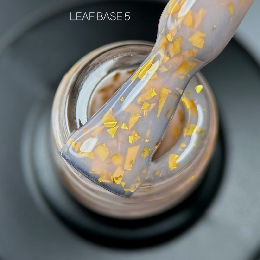 Каучукова база для гель лаку з поталлю Saga Leaf Base №05 9 мл
