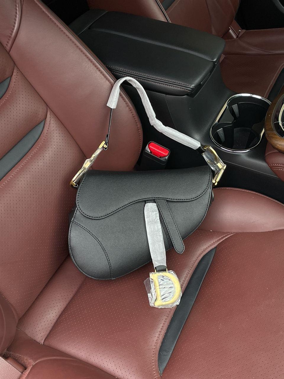 Жіноча сумка Крістіан Діор чорна Christian Dior Black Saddle Bag With Strap, фото 1