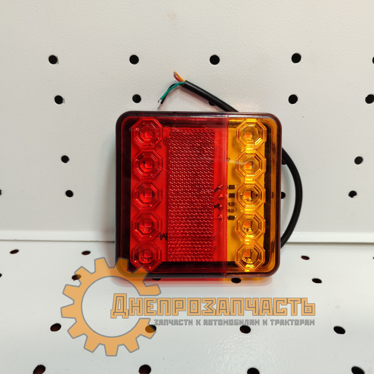 Ліхтар LED задній 10 led діодів 12/24/30V; (150х80х24)