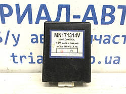 Блок керування Mitsubishi L200 2.5 ДИЗЕЛЬ 4D56U АКПП 2006 (б/в)