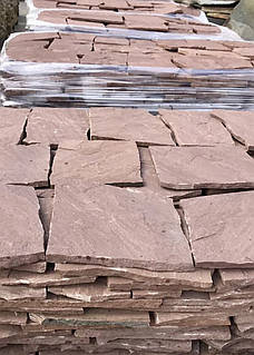 Піщаник червоний камінь для облицювання фасаду будинку, цоколя, паркану