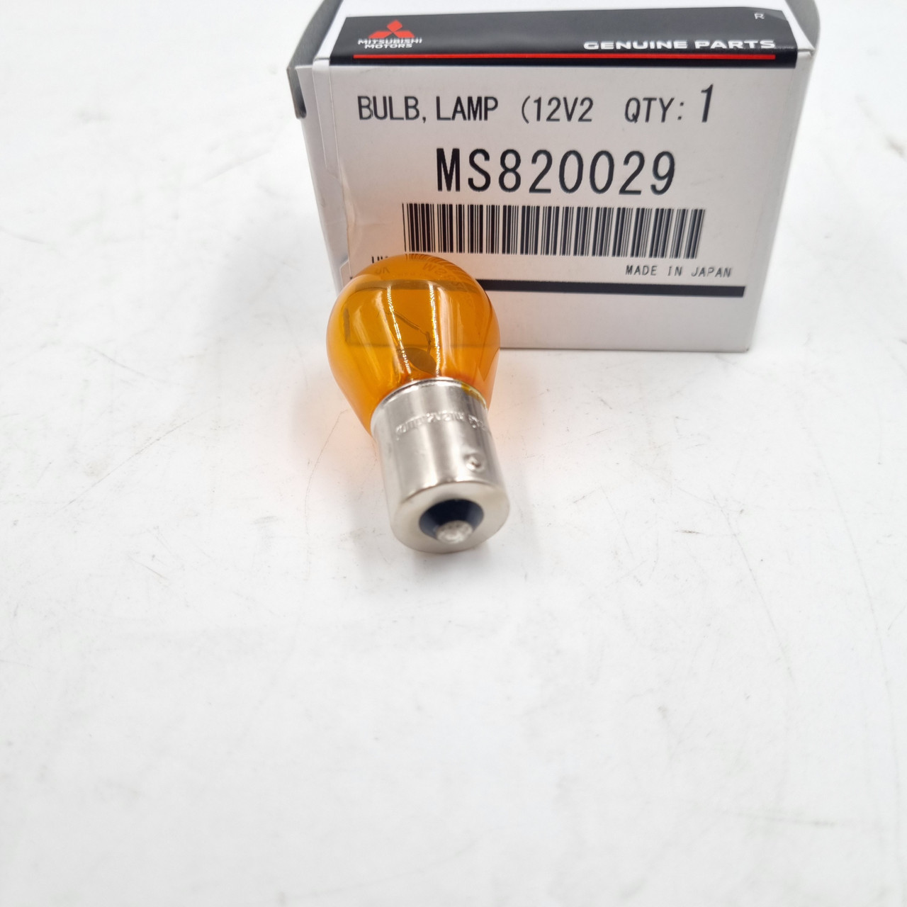Оригінальна лампочка габариту, стопу MS820029 Аутлендер III