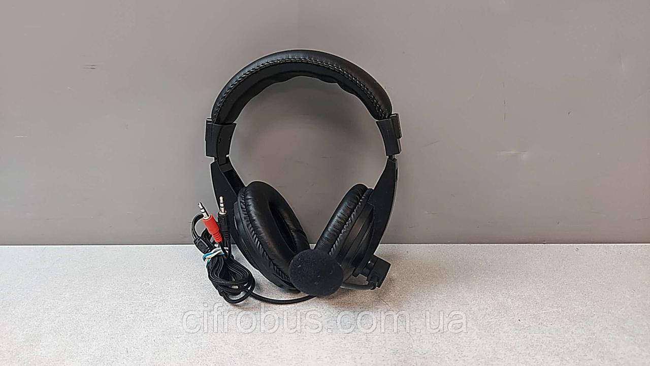 Навушники Bluetooth-гарнітура Б/У Навушники накладні з мікрофоном 3.5