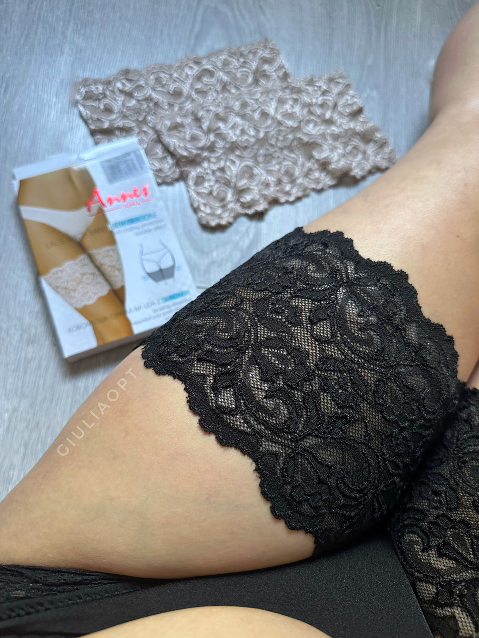 Бандалетки жіночі мереживні на силіконі (смужки від натирання) Annes Lace Thigh Band With Silicone чорні бежеві р. S-XXXL
