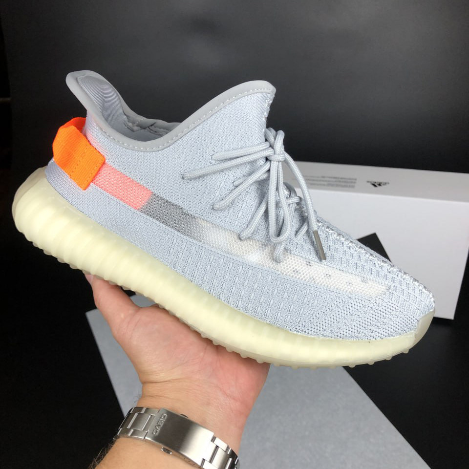 Чоловічі кросівки Yeezy Boost 350 сіточка стильні літні сірі жовтогарячі