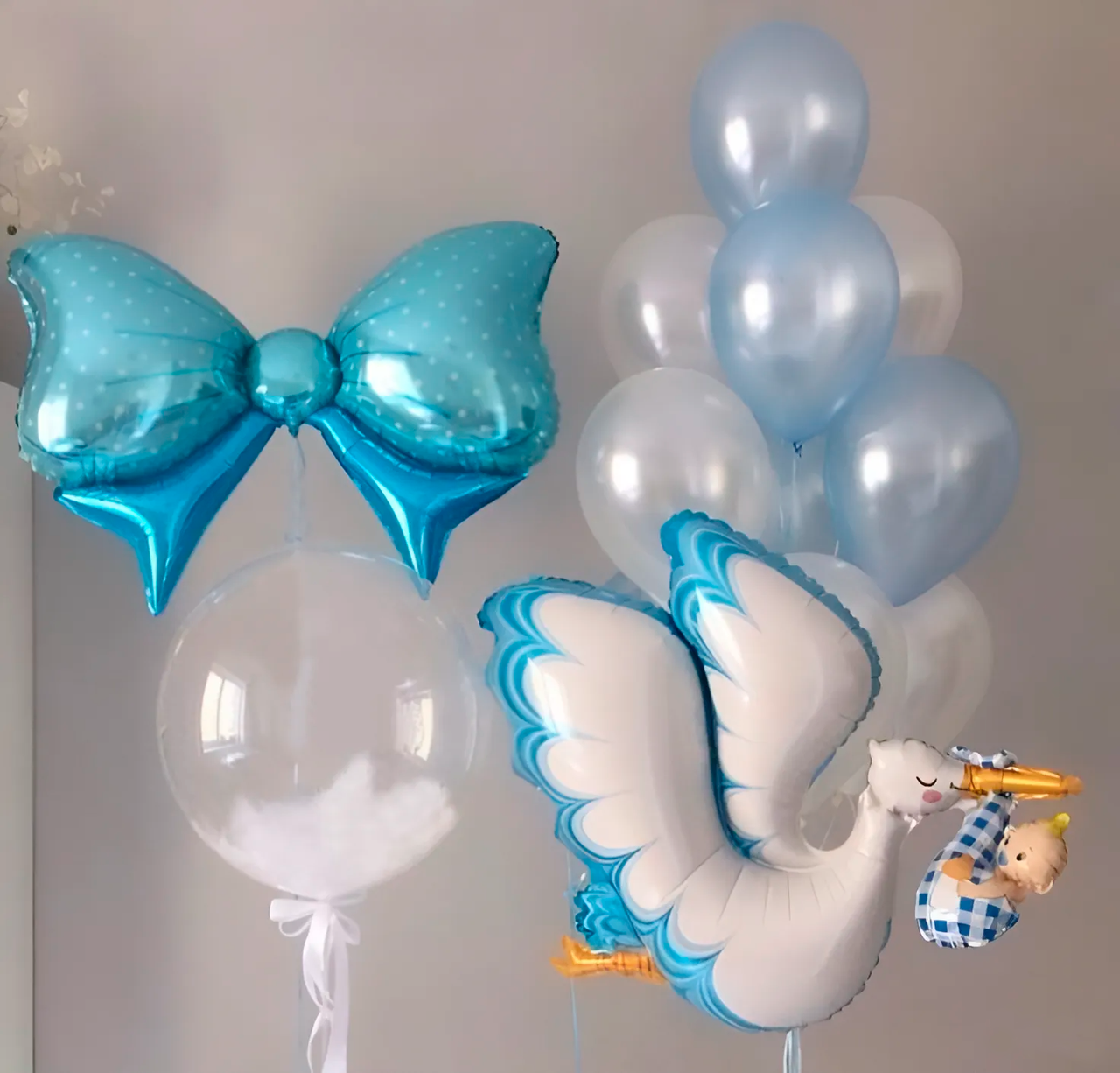 Набір з кульок на виписку Лелека з бантом | Блакитний
