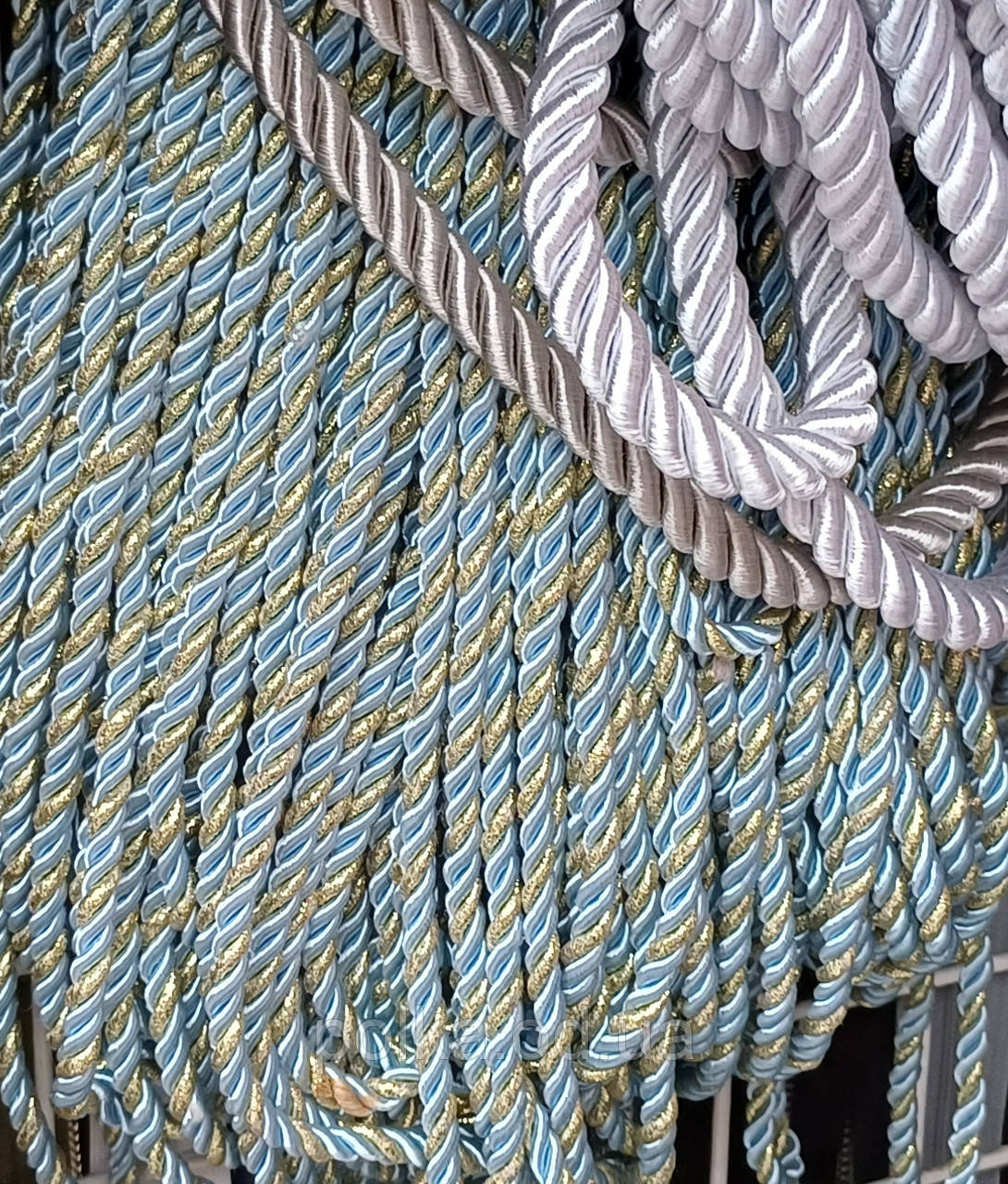 Шнур кручений 5 мм блакитний із золотом (1 моток-100ярдів), фото 1