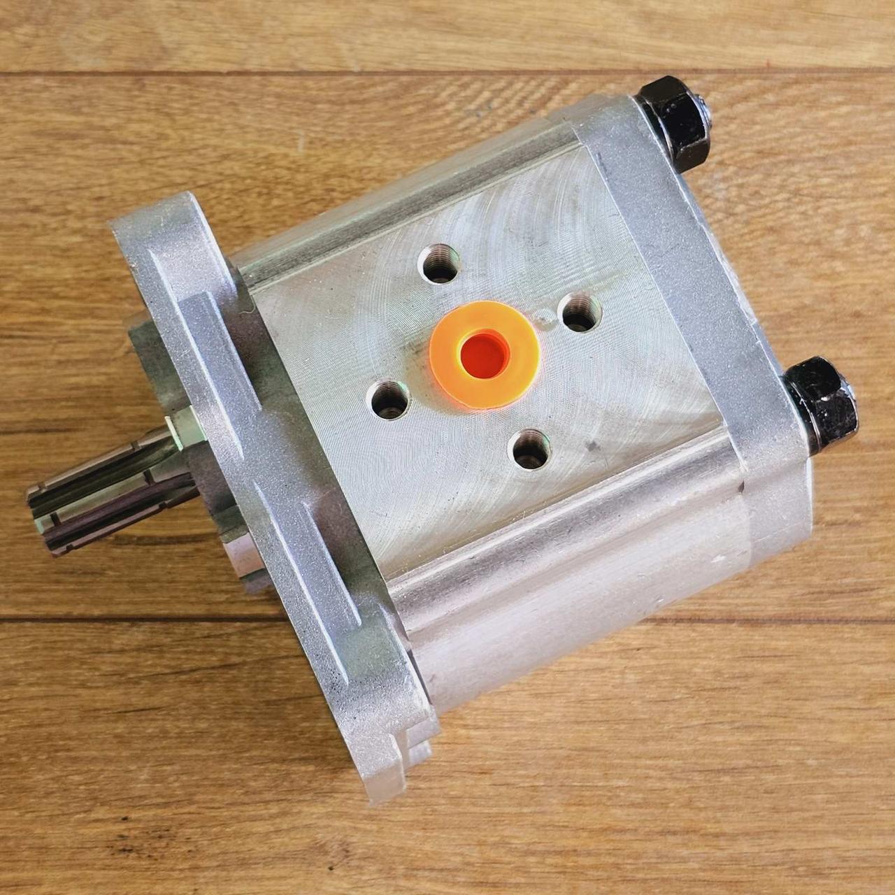 Насос НШ-16 правий 6 шл, фото 1