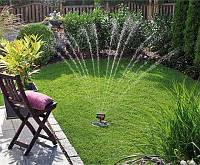 Дощувач – це порятунок від спеки для Вашого саду та Вас самих!