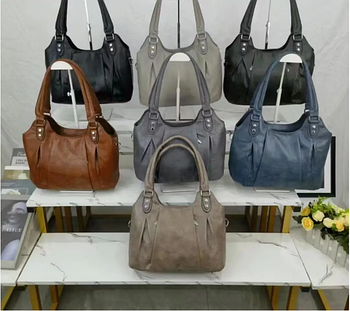 Сумочка жіноча містка на блискавці 32*28 см зі штучної шкіри у різних кольорах Lily