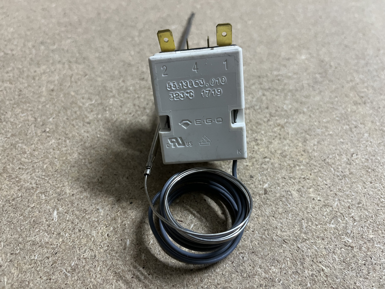 Термостат EGO 55.13663.010 50-320C 1 полюс 1NO 16A зонд Ø 3,03 mm L = 160 mm з перемикачем