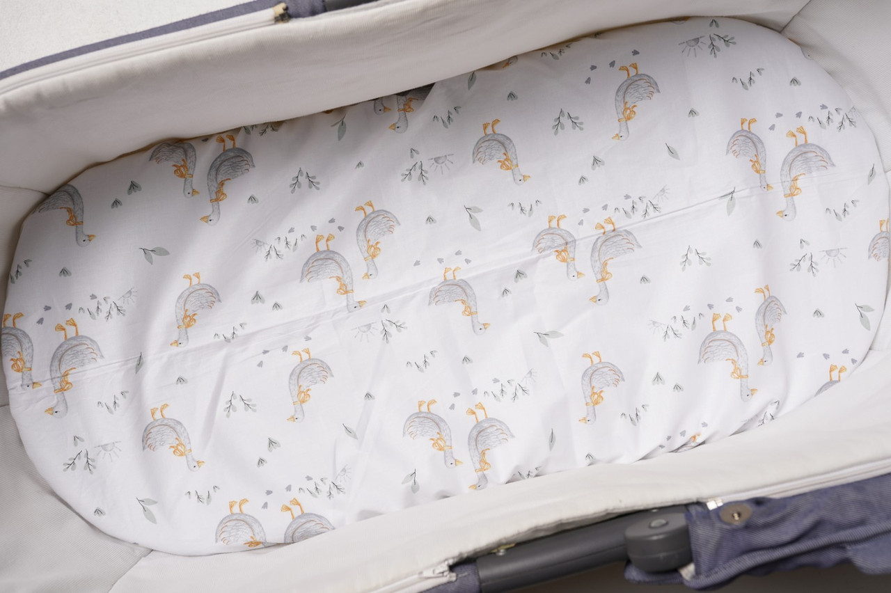 Водонепроникне простирадло на гумці в люльку в дитячу коляску 100% бавовна
