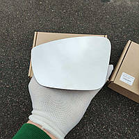 Вкладиш дзеркала (дзеркальний елемент) лівого VW Passat B8 USA ( Фольксваген Пассат Б8 Америка)