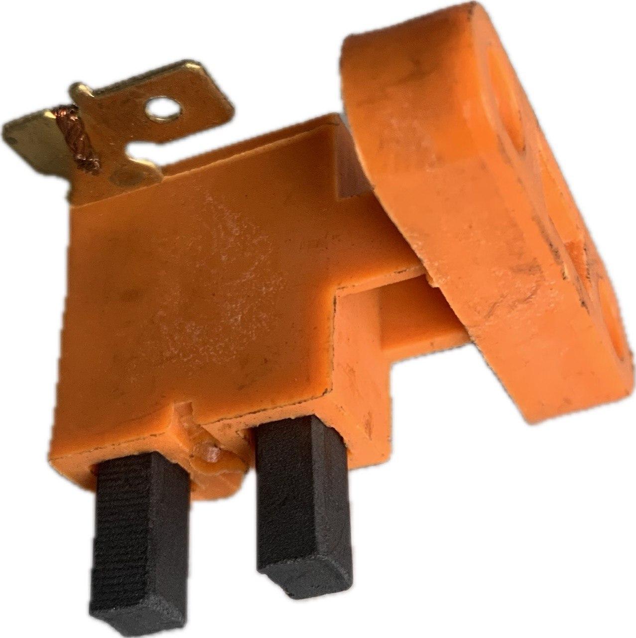 Щіткотримач (щітки) бензогенератора 5-10 кВт 188F