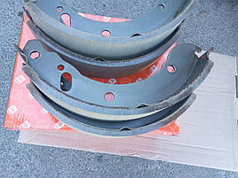 Колодки гальмівні задні Газель, Соболь, 4 штуки (виробництво Дорожня карта, Харків)