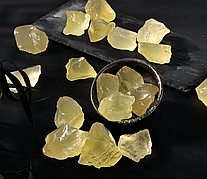 Цитрин натуральний необроблений, різні розміри та вага,  ціна за 1 шт обраної ваги