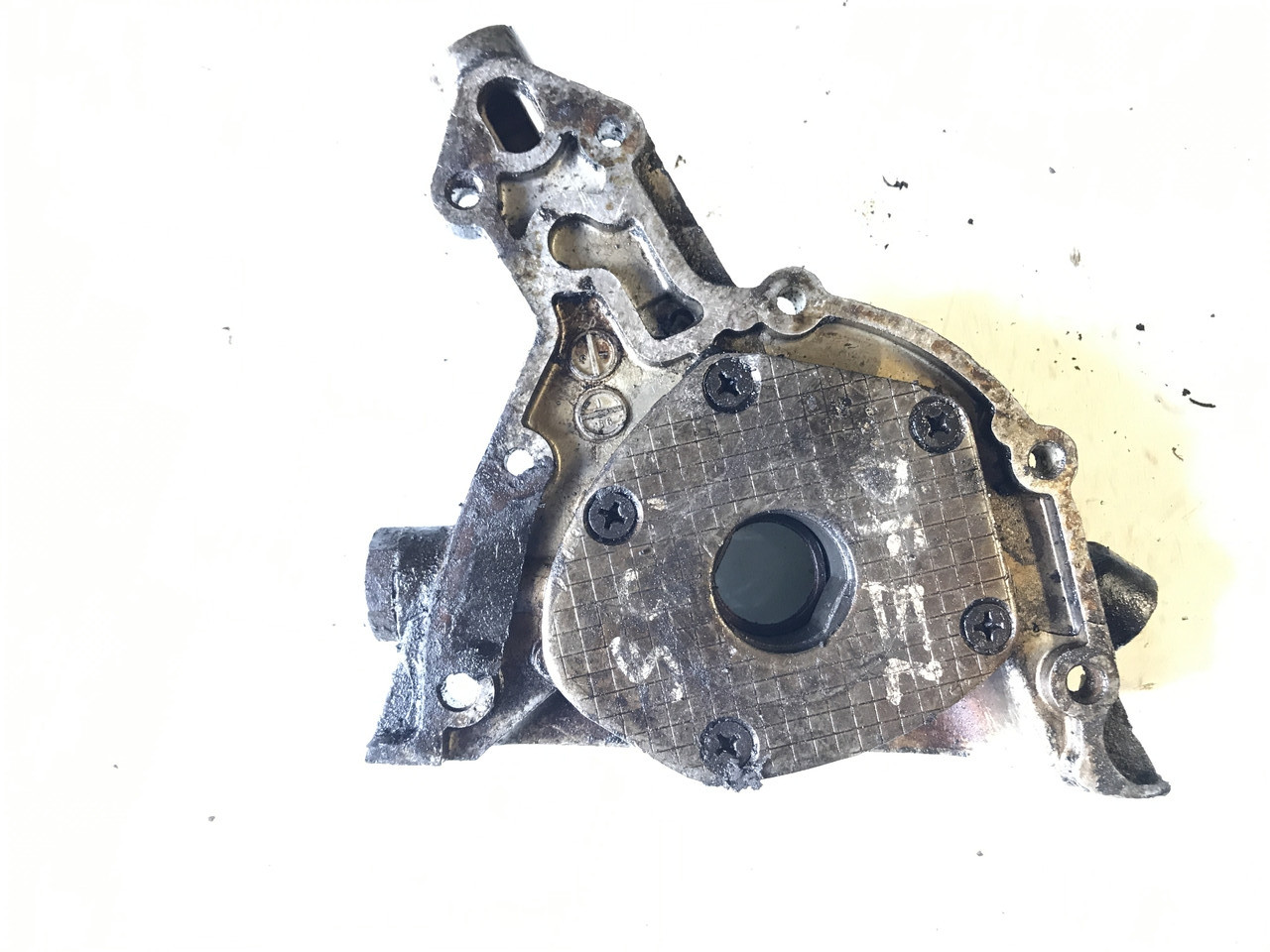 Масляный насос Opel Kadett E Ascona C 1.3 8V 13S 90156447: продажа