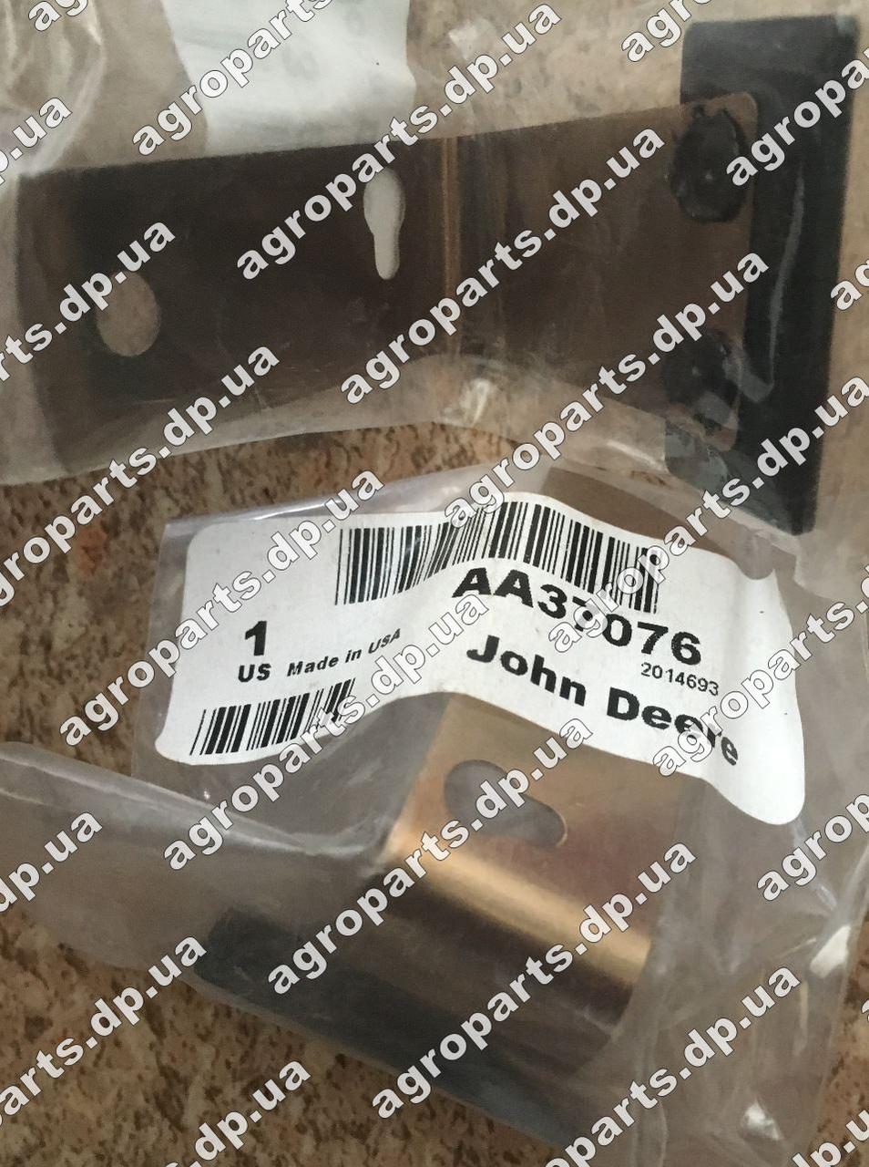 Чистик AA37076 висівного апaрату AA34203 John Deere seed disk Scraper АА37076, фото 1