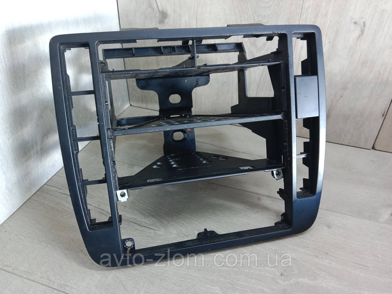 Рамка магнітоли Volkswagen Sharan, Ford Galaxy, Шаран, Галаксі. 7M3858069H. Дефект., фото 1