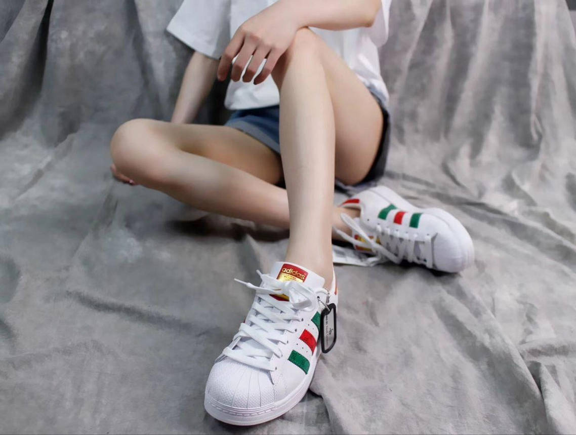 ADIDAS SuperStar Gucci кроссовки белые суперстар адидас женские унисекс с цветными вставками, фото 1