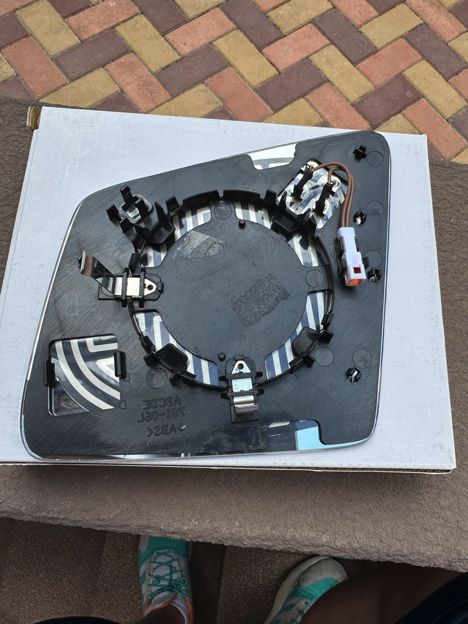 Mercedes ML W164/W16 (Мерседес МЛ W164/W166) 2010-2015 4PIN вкладиш дзеркала (дзеркальний елемент) правий, фото 1