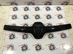 Накладка капота решітки під логотип емблеме Рено Трафік 3 2015-