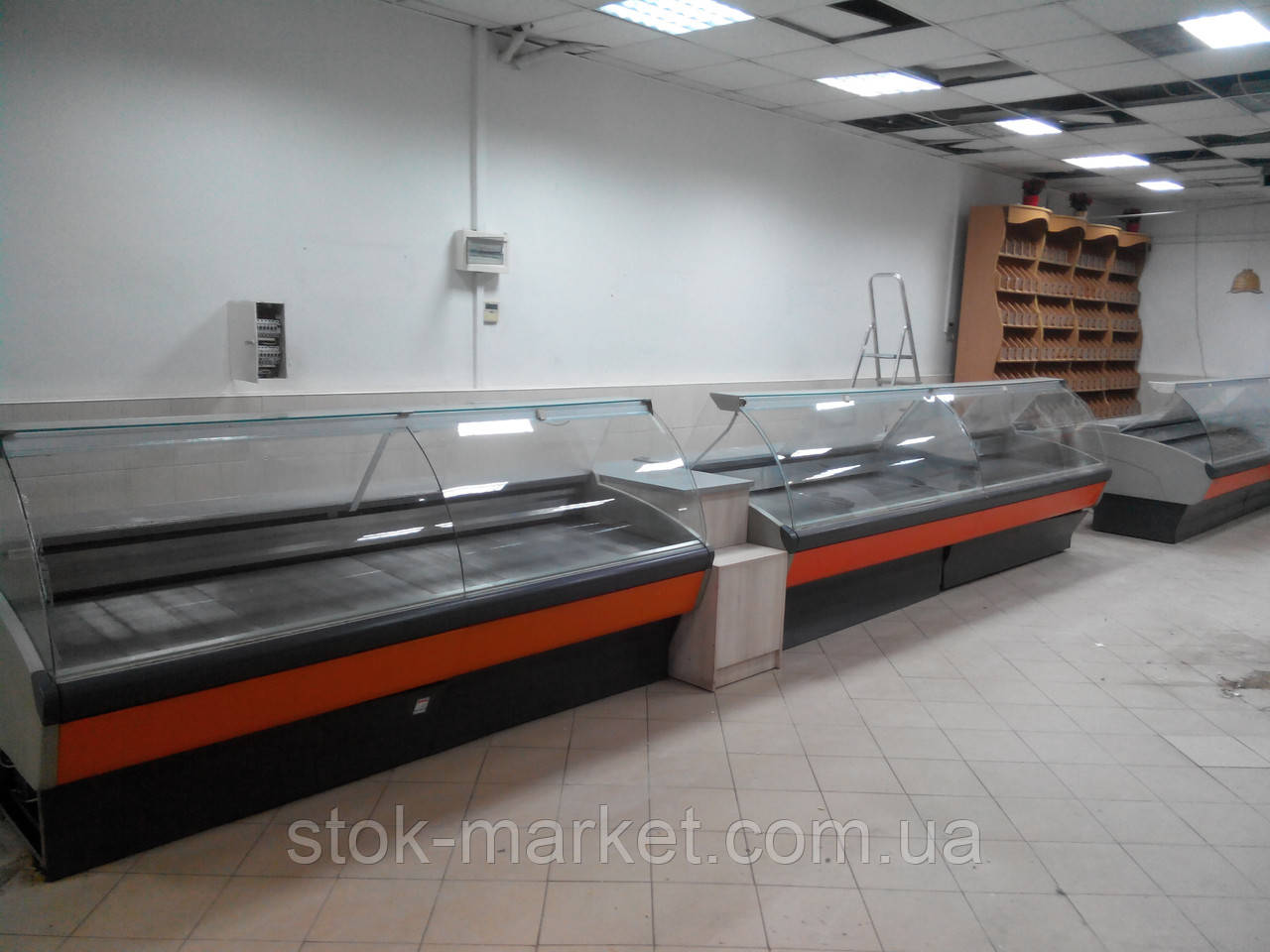 Холодильна вітрина Banco Astra Statico G.I.L.-385