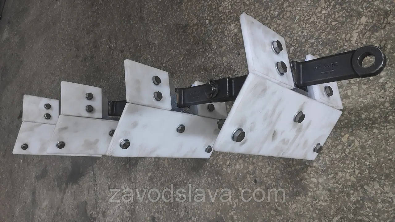 Ланцюг транспортера "Гусяча Шия" для крутонахиленої транспортировки