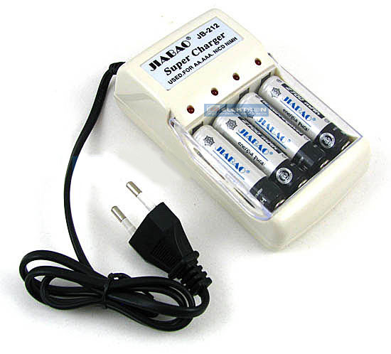 Зарядний пристрій з 4 акумуляторами мініпальчик ААА AuraHome, фото 1