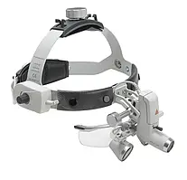 Налобний освітлювач ML 4 LED з лупою 2,5x зарядний блок на шоломі Heine Медапаратура