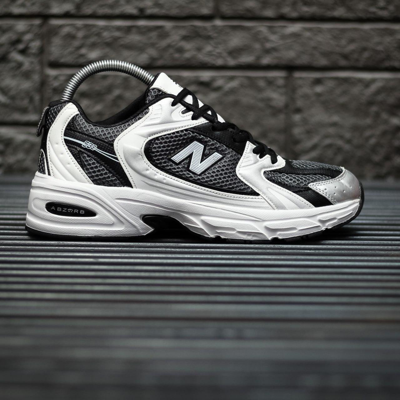 Чоловічі кросівки New Balance 530 (білі з чорним) стильні спортивні кроси 2313 Нью Беленс vkross