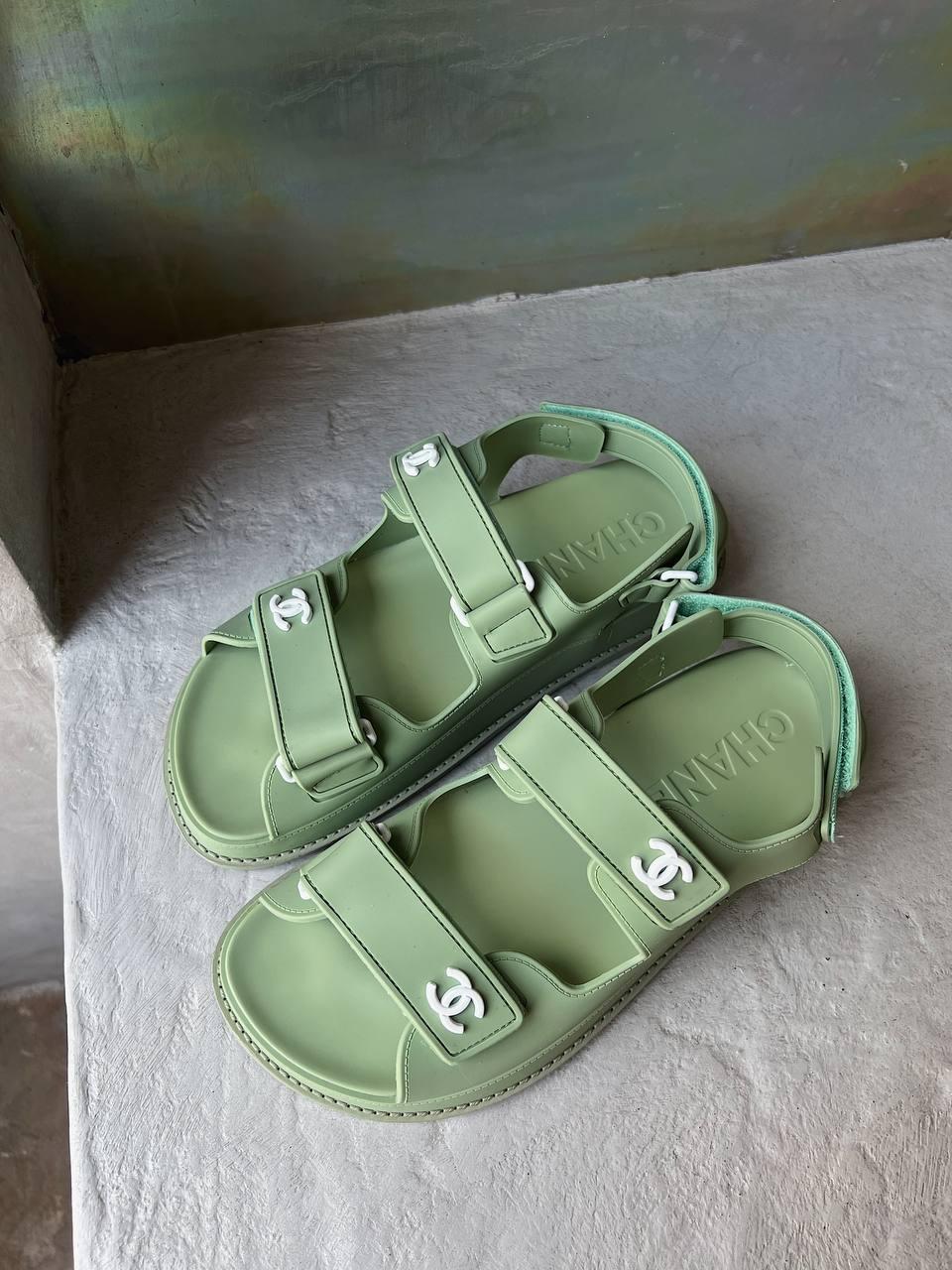 Жіночі сандалії Chanel "Dad" Sandals Green Premium (зелені) модні босоніжки на літо CH019 Шанель vkross