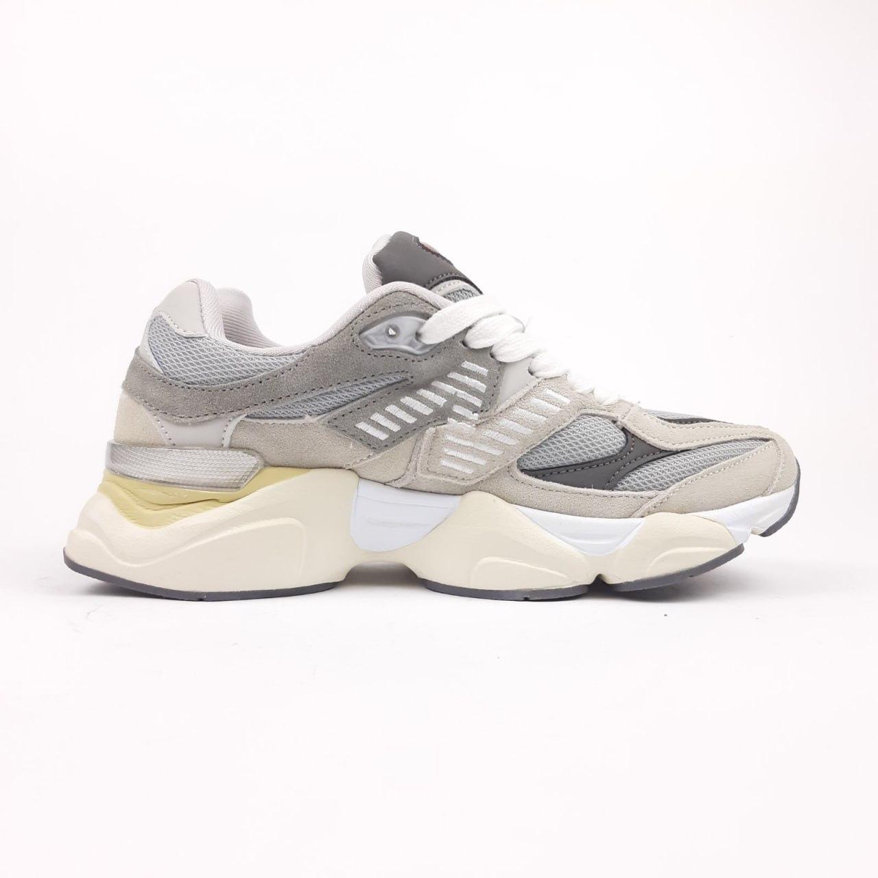 Жіночі демісезонні кросівки New Balance 9060 (сірі) спортивні стильні кроси 20992 Нью Беленс vkross