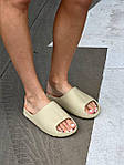 Чоловічі літні шльопанці Adidas Yeezy Slide Earth Bone (оливкові) модні легкі шльопанці YE073 Адідас топ, фото 6
