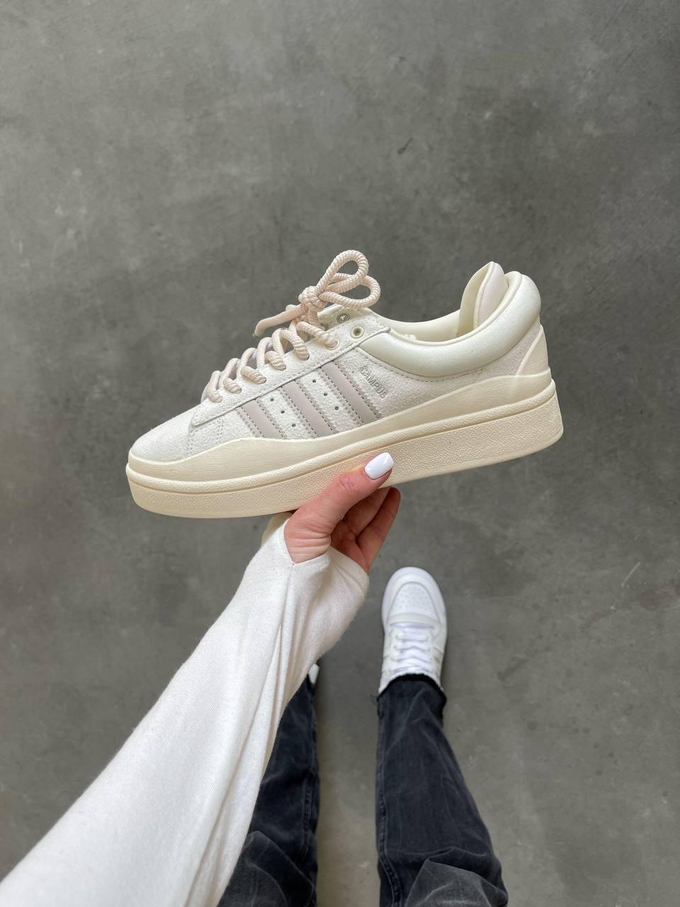 Жіночі демісезонні кросівки Adidas Campus X Bad Bunny Premium (білі) повсякденні кроси А00103 Адідас vkross