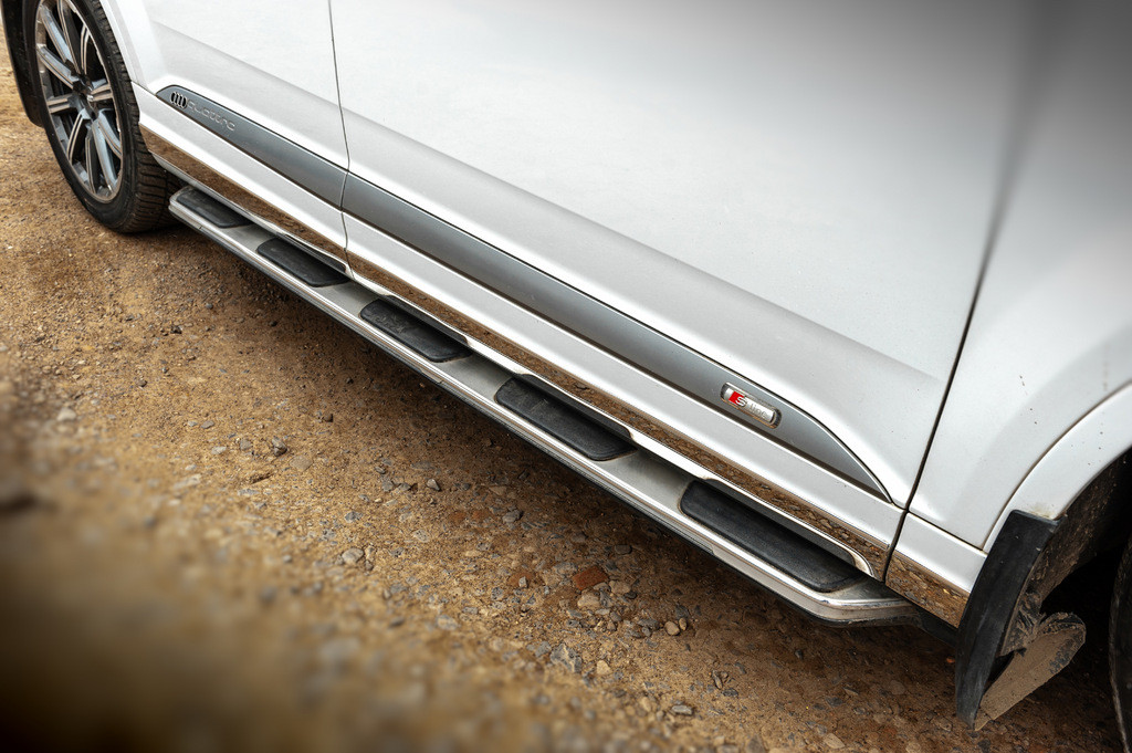 Бокові пороги OEM V1 (2 шт., алюміній) для Ауди Q7 2015-2024 рр