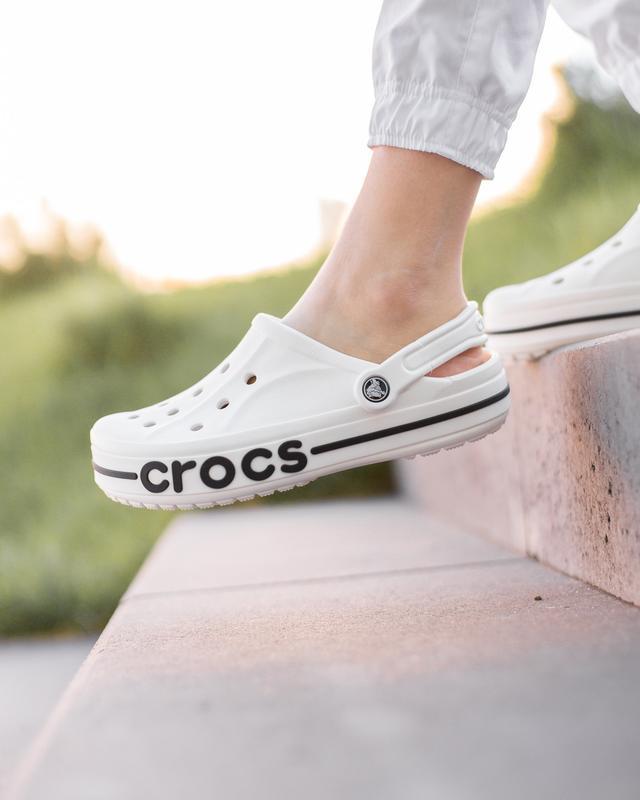 Сабо Crocs Bayaband Clog white navy, сабо жіночі білі крокс, W9/39-40/25.5см.