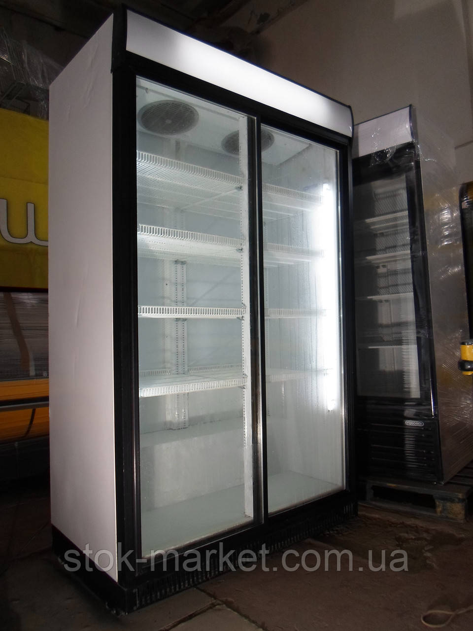 Холодильна шафа Ice Stream Extra Large б/у, холодильна шафа б у, вітрина холодна б у.