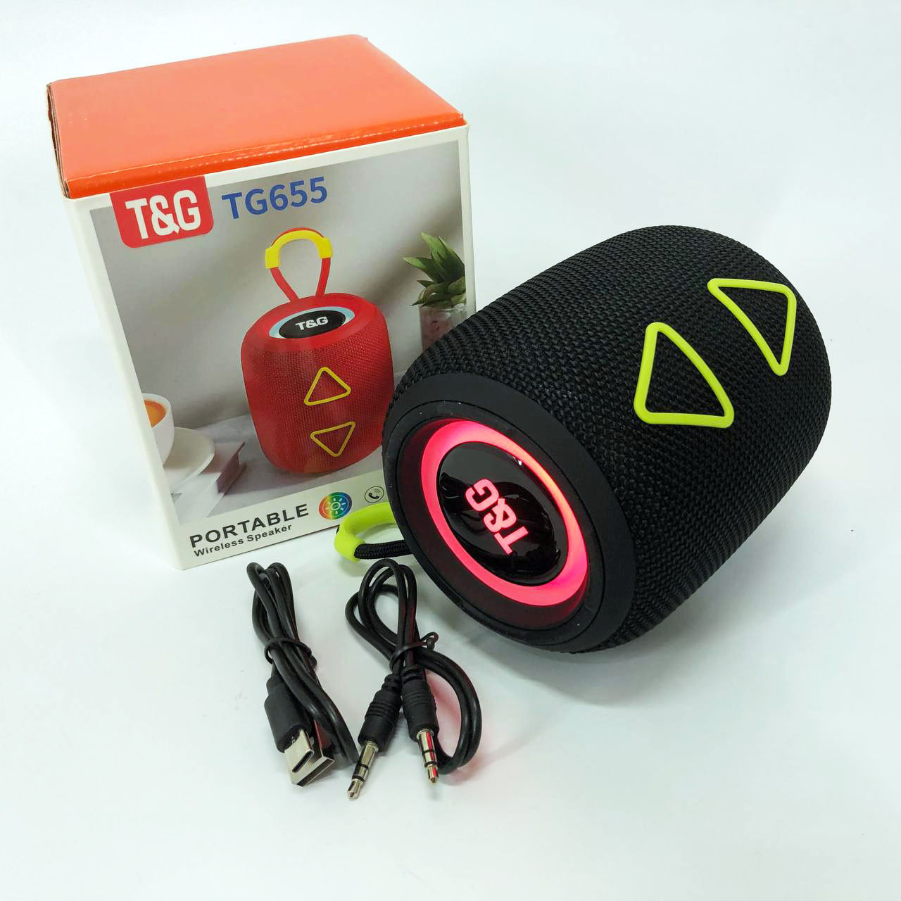 Портативна колонка TG655 5W з RGB підсвічуванням та ремінцем, Bluetooth колонка для вулиці. Колір: чорний, фото 1