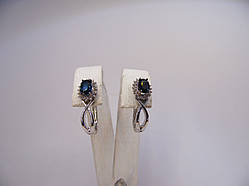 Золоті жіночі сережки з діамантами та сапфіром, вага 3,17 г Біле золото