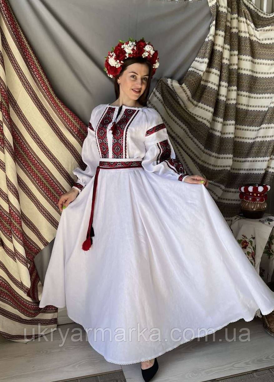 Весільна сукня  з ручною вишивкою  "Формула кохання"