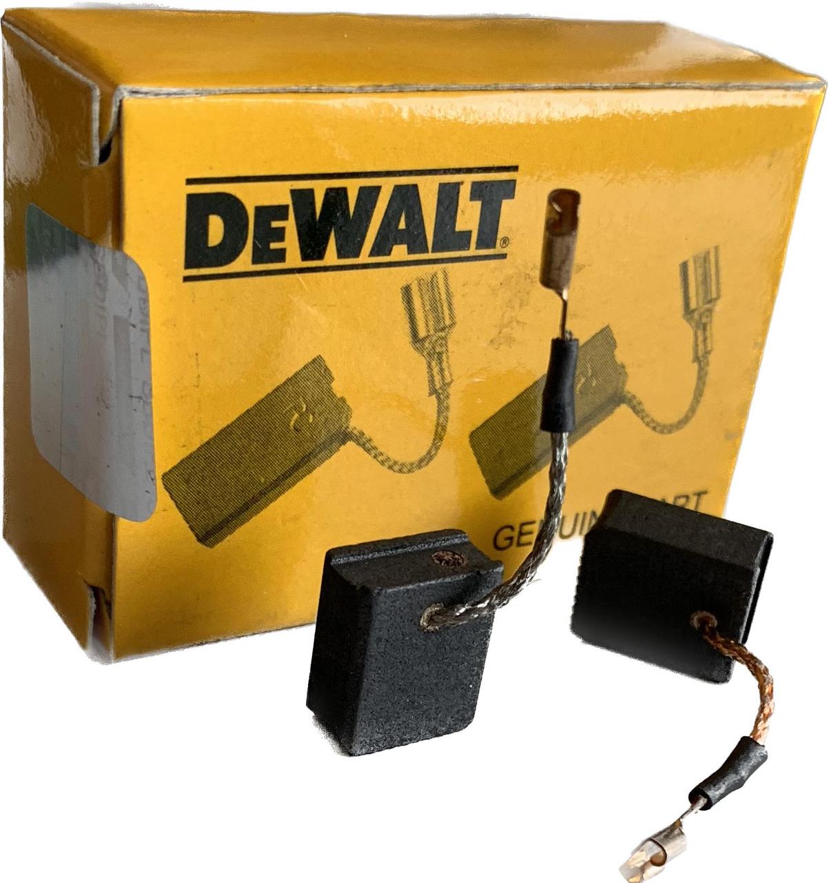 Щітки графітові болгарки DeWalt DWE 4257-QS