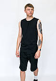 Безрукавки чорні