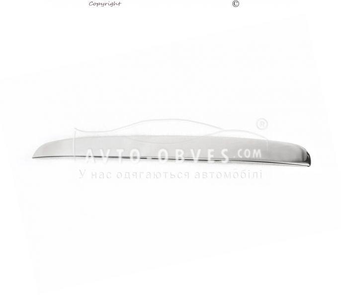 Накладка над номером Hyundai Santa Fe 2006-2012