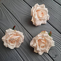 Троянди з тканини кремова гостролиста (головка без листя) — 9 см