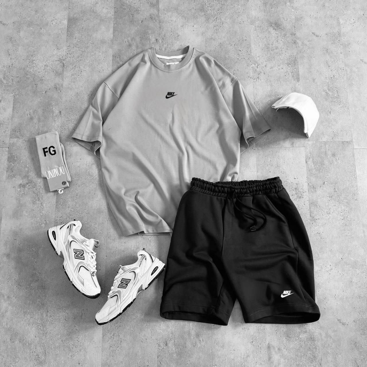 Спортивний чоловічий костюм Nike