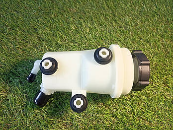 Бачок гідропідсилювача Ford Focus 1 Ford Focus 99-04 98AG3R700AH