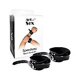 Чоловічі шкіряні наручники Art of Sex — Man Handcuffs Speedway XS-M, колір чорний, фото 3